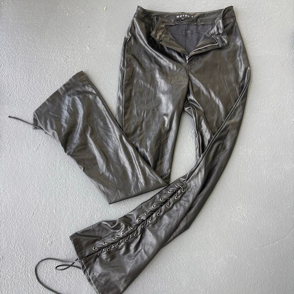Motel Women's Silver and Grey Trousers